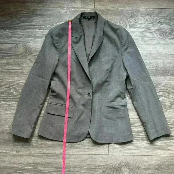 Theory Gray Wool Blend Tailored Single Button Shoulder Pads Career Blazer Size 6 - Picture 6 of 7
